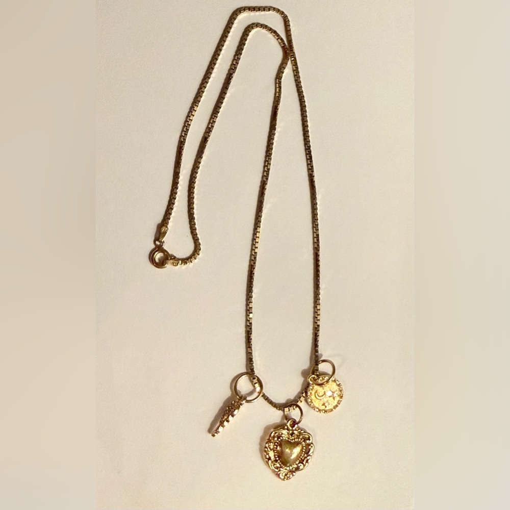Necklace w/3 charms/pendants - 18”L necklace is 925 silver w/gold plating - Picture 11 of 11